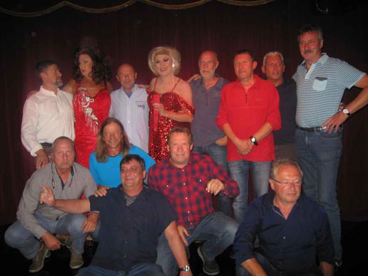 Gruppenfoto ohne Mädels