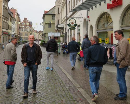 Unsortiert locker regellos grenzenlos albern - und Tommi hatte noch eine Frage auf den Lippen