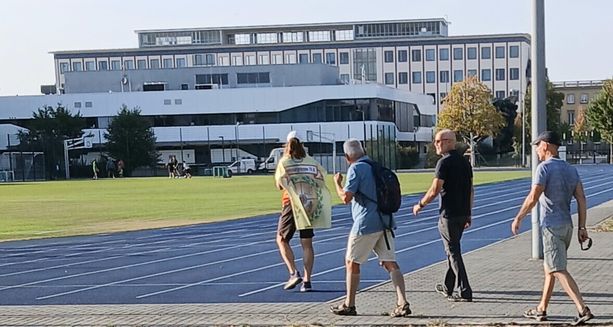 Hintenrum aufs Blaue