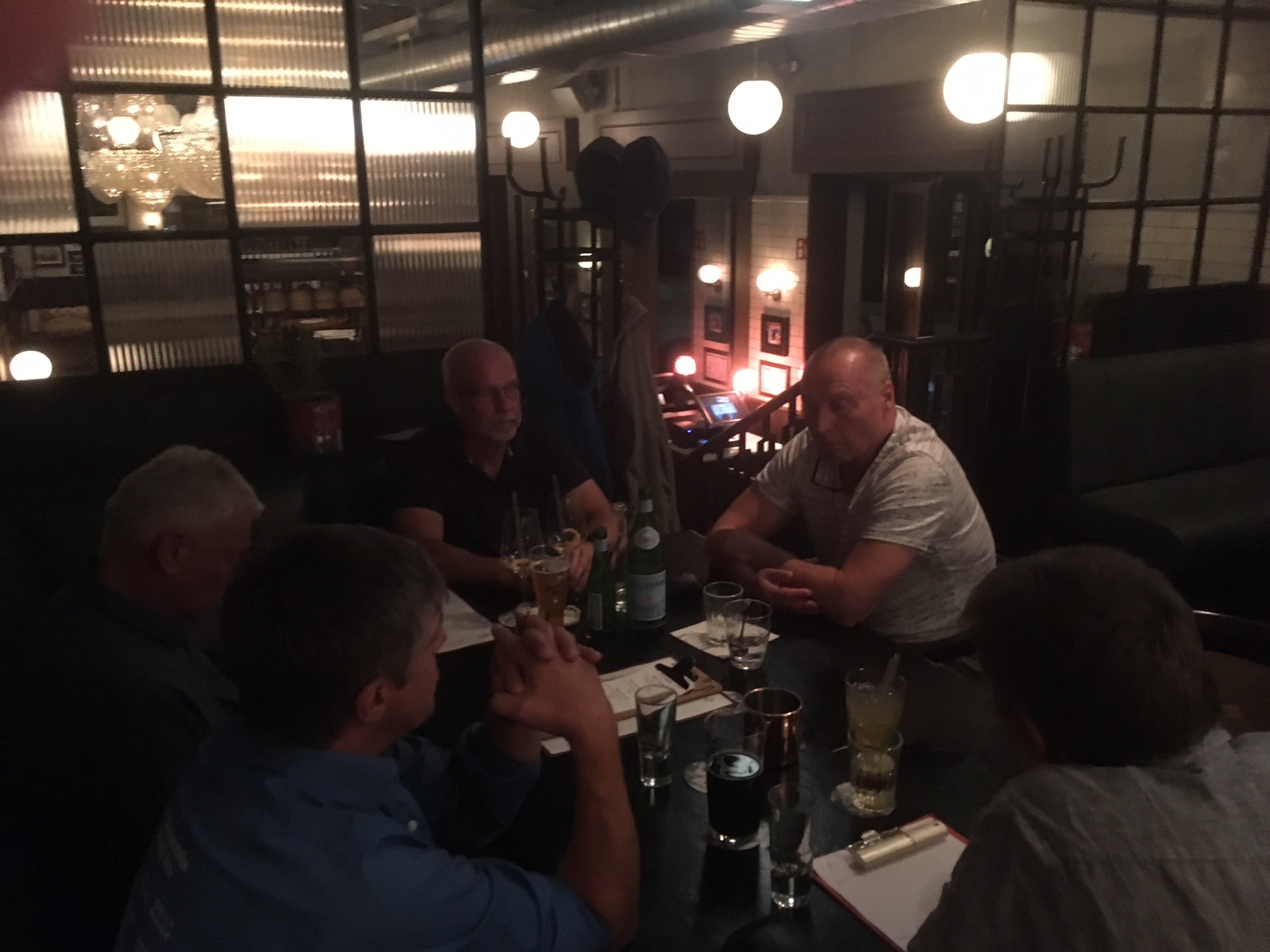 nicht dabei: Ziege zum Balkan, Shampus kränk, Jörg beim Enkel, Mozart beim Hochzeiten, Micha P. zum  Weltmeistern, Hugo im Anmarsch, Wulfjang beim Umzug, Rudi von oben dabei.